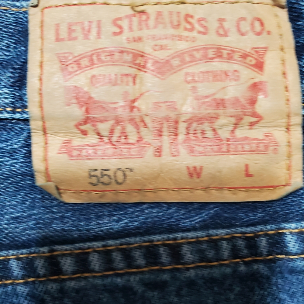Levi's Relaxed Fit 48x29 Blue Jeans NWT